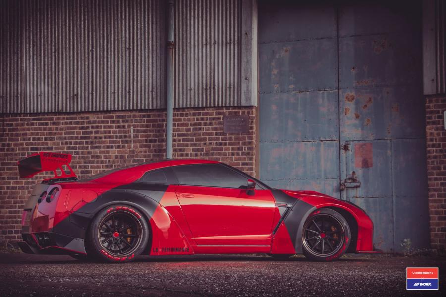  Nissan GT-R X Work on Vossen Wheels (VWS-1) 2016 года  (фото 30 из 46)